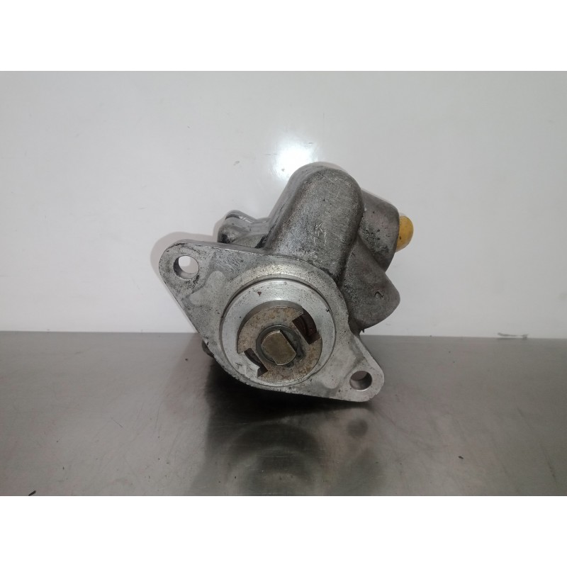 Recambio de bomba direccion para renault master 2.5 diesel referencia OEM IAM 7684955124  213586