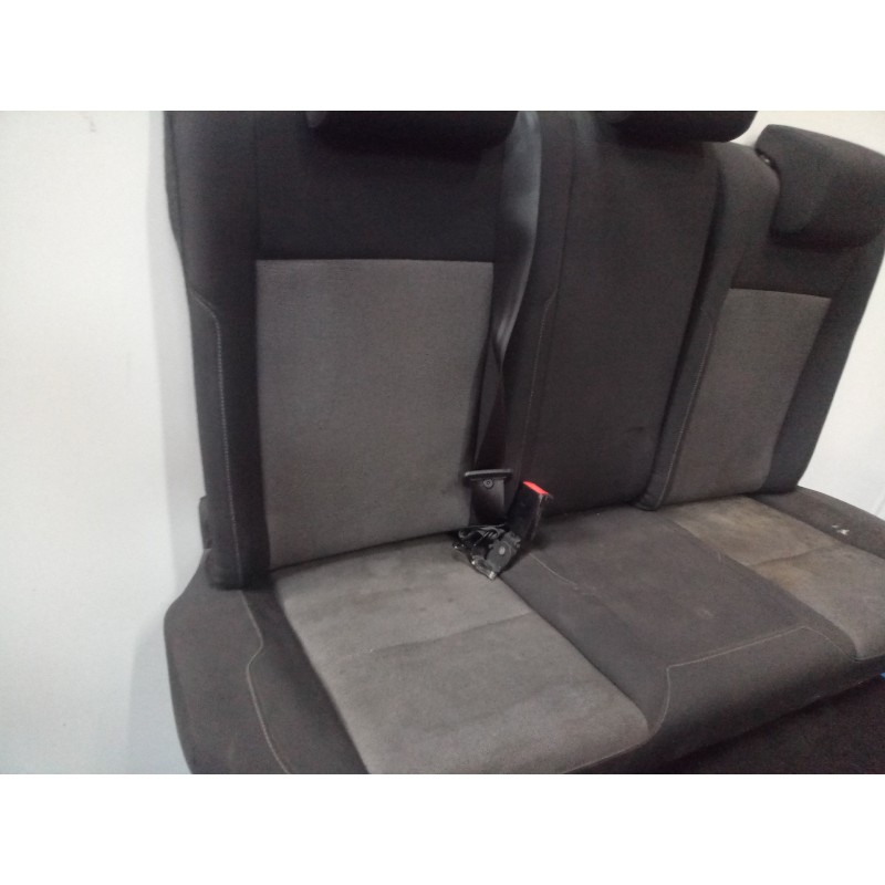 Recambio de asientos traseros para volkswagen golf vii lim. 1.6 tdi dpf referencia OEM IAM  TELA 