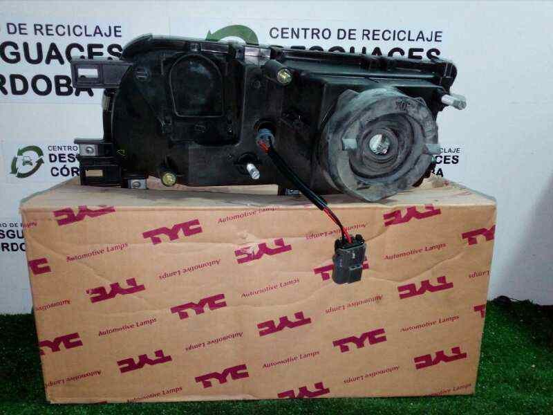 Recambio de faro derecho para nissan primera berl./familiar (p10/w10) referencia OEM IAM 11521002 90-96 - NUEVO H4