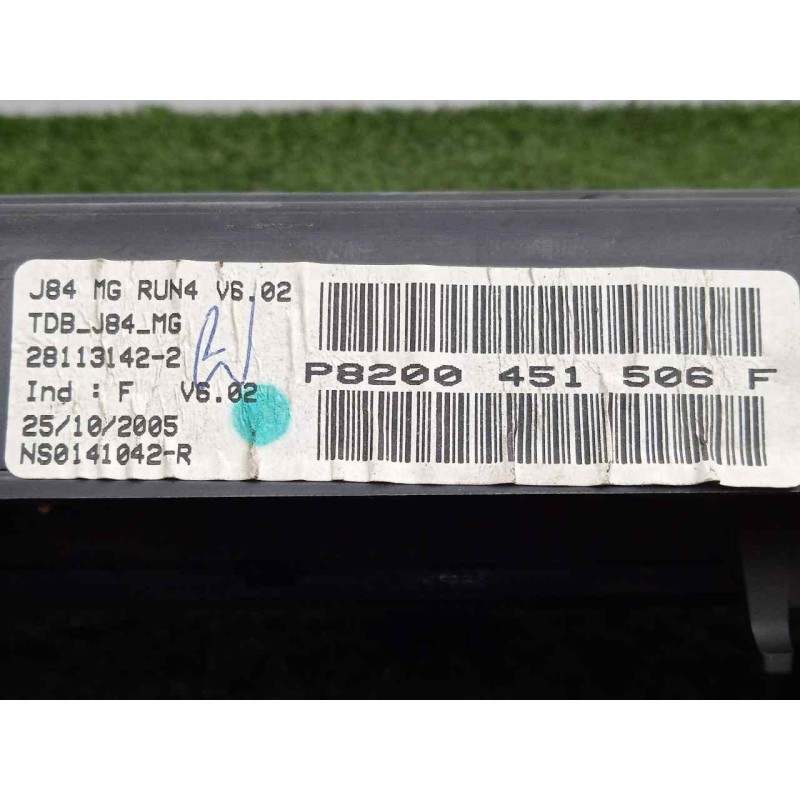 Recambio de cuadro instrumentos para renault scenic ii 1.9 dci diesel fap referencia OEM IAM 8200451506F-281131422  