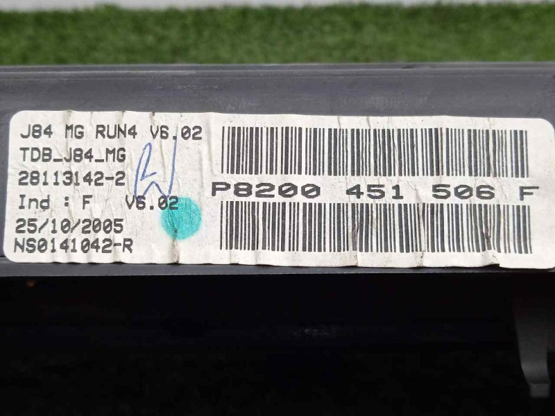 Recambio de cuadro instrumentos para renault scenic ii 1.9 dci diesel fap referencia OEM IAM 8200451506F-281131422  