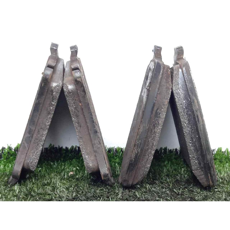 Recambio de pastillas frenos delanteras para volkswagen passat berlina (3c2) 1.9 tdi referencia OEM IAM   