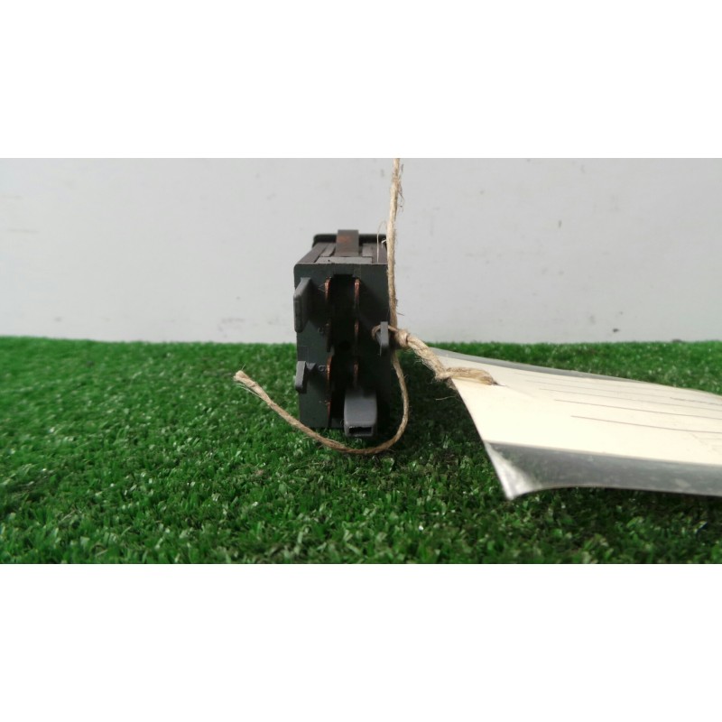 Recambio de warning para volkswagen passat berlina (3b3) 1.8 20v turbo referencia OEM IAM 3B0953235D  