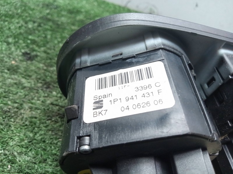 Recambio de interruptor luces para seat leon (1p1) 1.9 tdi referencia OEM IAM 1P1941431F  