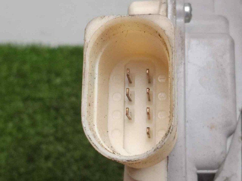 Recambio de cerradura puerta delantera derecha para seat leon (1p1) 1.9 tdi referencia OEM IAM  7.PINES 