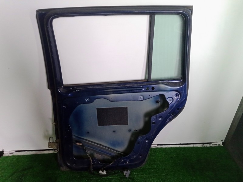 Recambio de puerta trasera derecha para volkswagen touran (1t1) 1.9 tdi referencia OEM IAM  AZUL 