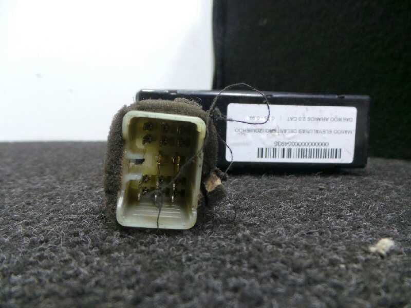 Recambio de mando elevalunas delantero izquierdo para daewoo aranos 2.0 cat referencia OEM IAM   