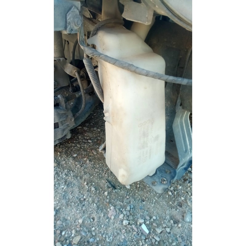 Recambio de deposito limpia para renault clio iii 1.2 referencia OEM IAM   