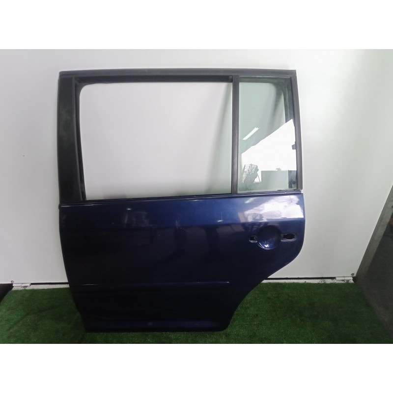 Recambio de puerta trasera izquierda para volkswagen touran (1t1) 1.9 tdi referencia OEM IAM  AZUL 