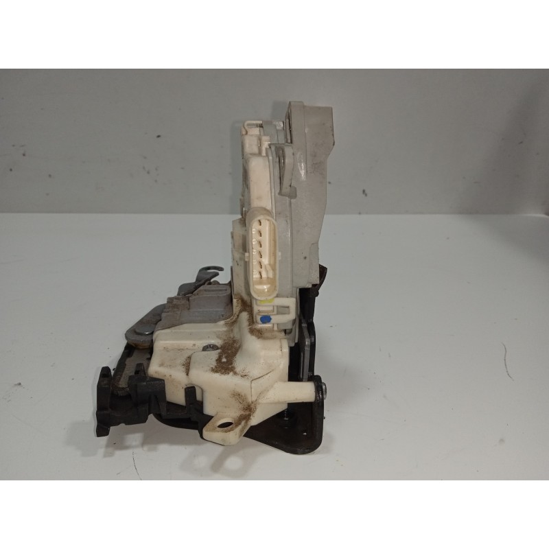 Recambio de cerradura puerta delantera derecha para seat leon (1p1) 1.2 tsi referencia OEM IAM 1P1837016B ELECTRICA 5 PUERTAS