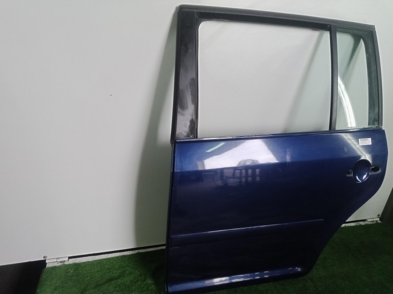 Recambio de puerta trasera izquierda para volkswagen touran (1t1) 1.9 tdi referencia OEM IAM  AZUL 