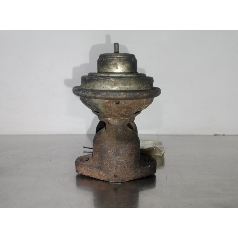 Recambio de valvula egr para opel frontera a 2.3 turbodiesel referencia OEM IAM 72124200-90298975  MECANICA