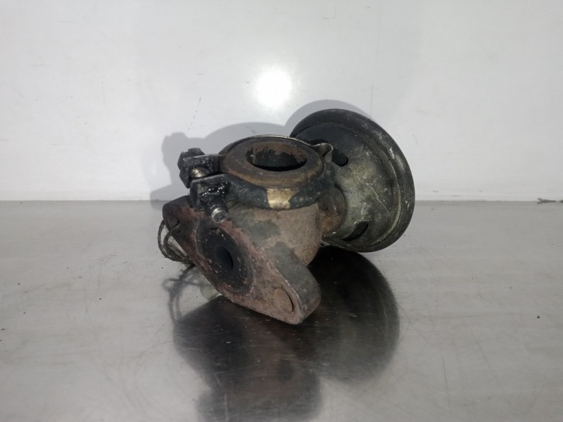 Recambio de valvula egr para opel frontera a 2.3 turbodiesel referencia OEM IAM 72124200-90298975  MECANICA
