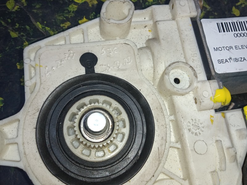 Recambio de motor elevalunas trasero izquierdo para seat ibiza (6l1) 1.9 tdi referencia OEM IAM 6Q0959811A  