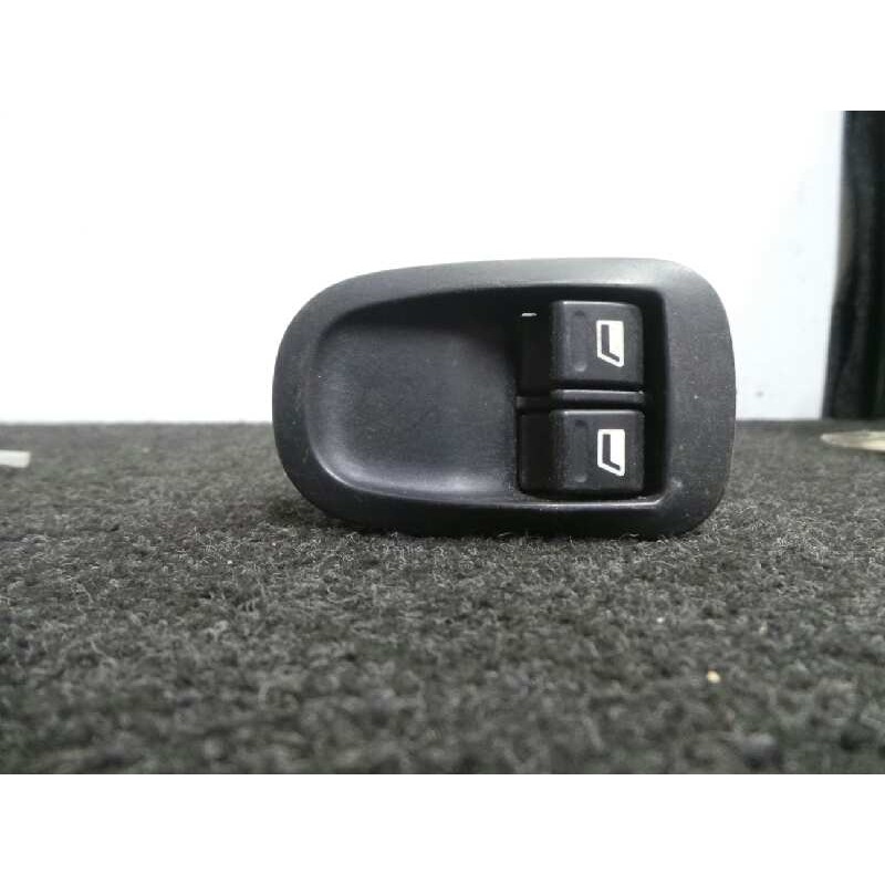 Recambio de mando elevalunas delantero izquierdo para peugeot 206 berlina 1.4 referencia OEM IAM   6 PINES