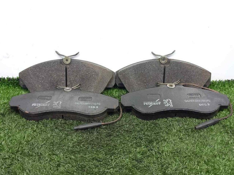 Recambio de pastillas frenos delanteras para peugeot boxer caja cerrada (rs2850)(230)(´02) 2.5 turbodiesel referencia OEM IAM   