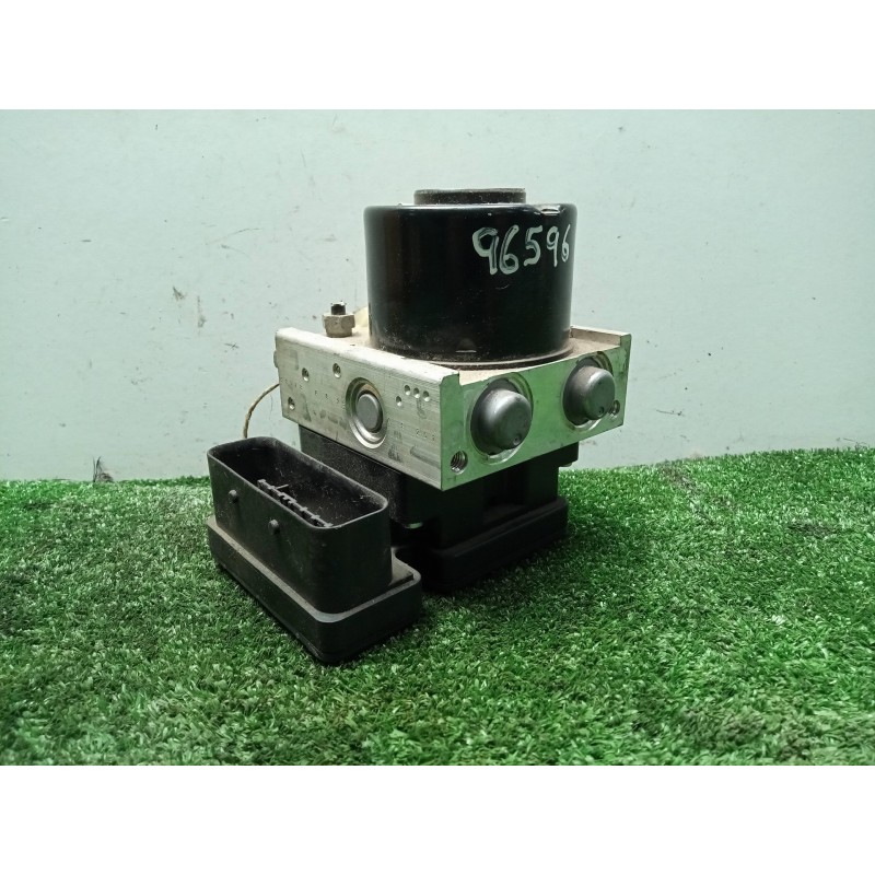 Recambio de abs para ford focus berlina (cap) 1.6 16v cat referencia OEM IAM 3M512M110JA-10020700714-10097001243  