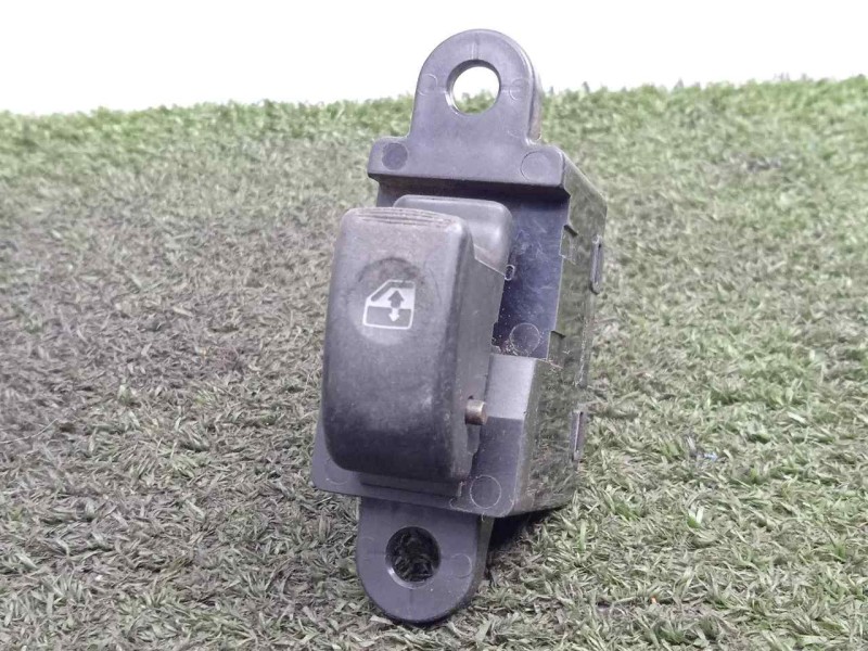 Recambio de mando elevalunas delantero derecho para hyundai atos (mx) 1.0 cat referencia OEM IAM S2LH215S31D-9358006000  