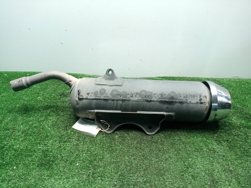 Recambio de silenciador trasero para honda forza 250 250 c.c referencia OEM IAM 18300KSVD10  