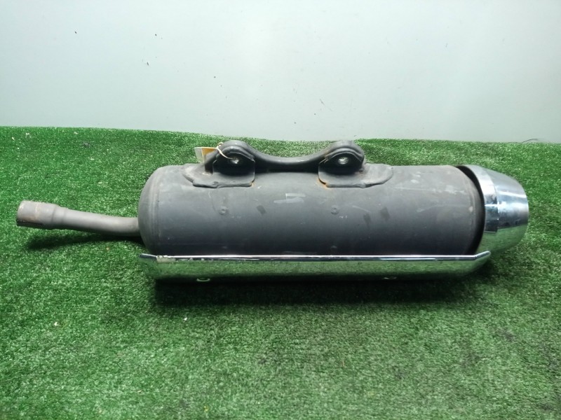 Recambio de silenciador trasero para honda forza 250 250 c.c referencia OEM IAM 18300KSVD10  