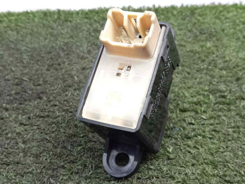 Recambio de mando elevalunas delantero derecho para hyundai atos (mx) 1.0 cat referencia OEM IAM S2LH215S31D-9358006000  