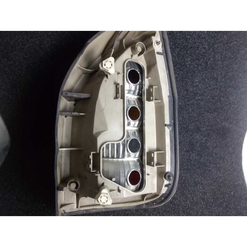 Recambio de piloto trasero izquierdo para opel zafira a 2.0 dti referencia OEM IAM  99-05 AMBAR