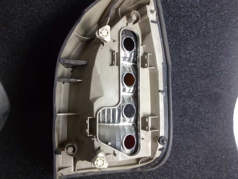 Recambio de piloto trasero izquierdo para opel zafira a 2.0 dti referencia OEM IAM  99-05 AMBAR