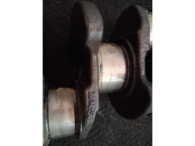 Recambio de cigueñal para ford focus berlina (cap) 1.8 tdci turbodiesel cat referencia OEM IAM 6303AD-38MN56  