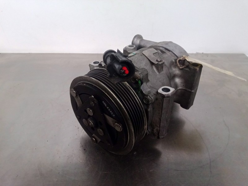 Recambio de compresor aire acondicionado para ford fiesta (cbk) 1.4 tdci cat referencia OEM IAM 1442F-2S6119D629AE SANDEN SD6V12