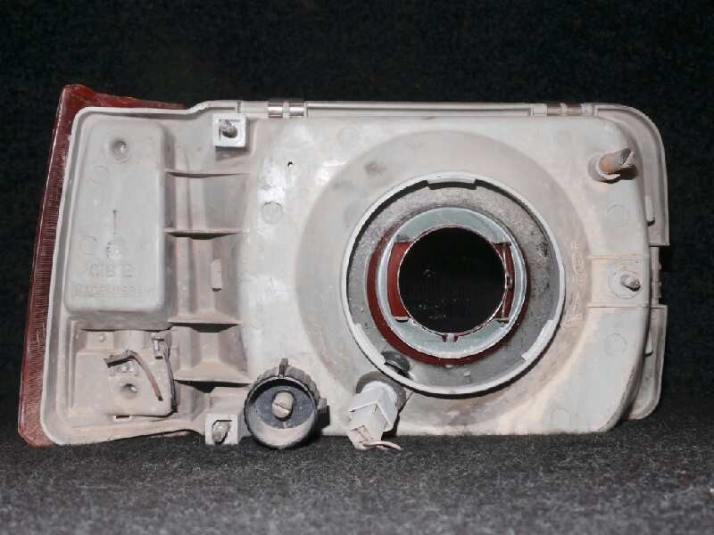 Recambio de faro izquierdo para seat marbella 0.9 referencia OEM IAM  AMBAR 