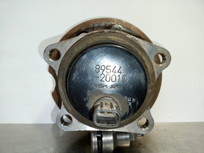 Recambio de mangueta trasera derecha para toyota previa (r30) 2.0 turbodiesel cat referencia OEM IAM RODAMIENTO  