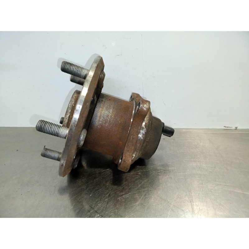 Recambio de mangueta trasera derecha para toyota previa (r30) 2.0 turbodiesel cat referencia OEM IAM RODAMIENTO  