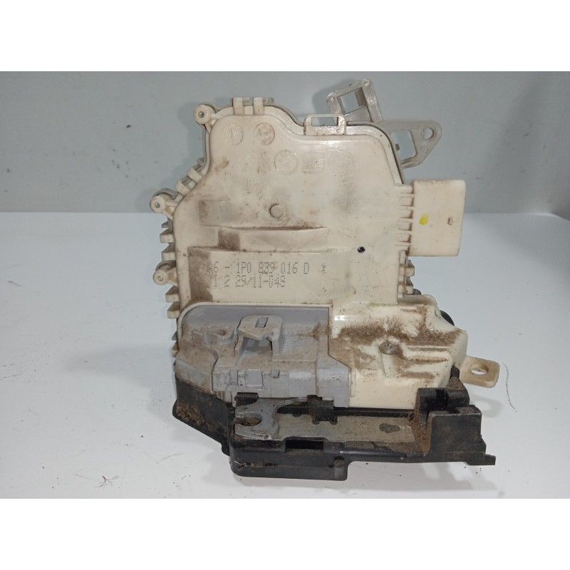 Recambio de cerradura puerta trasera derecha para seat leon (1p1) 1.2 tsi referencia OEM IAM 1P0839016D  