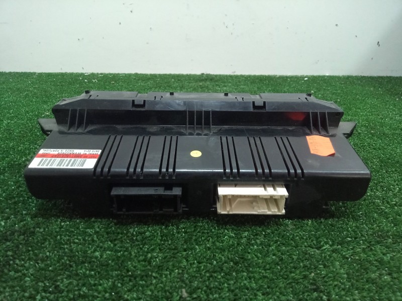 Recambio de mando climatizador para ford focus berlina (cap) referencia OEM IAM 3M5T18C612AP-WVAA03404  