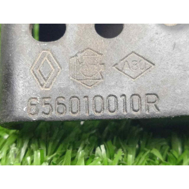 Recambio de cerradura capot para renault megane iii berlina 5 p 1.6 16v referencia OEM IAM 656010010R  