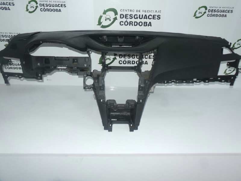 Recambio de salpicadero para subaru legacy kombi/outback b14 2.0 diesel cat referencia OEM IAM   