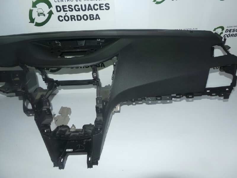 Recambio de salpicadero para subaru legacy kombi/outback b14 2.0 diesel cat referencia OEM IAM   
