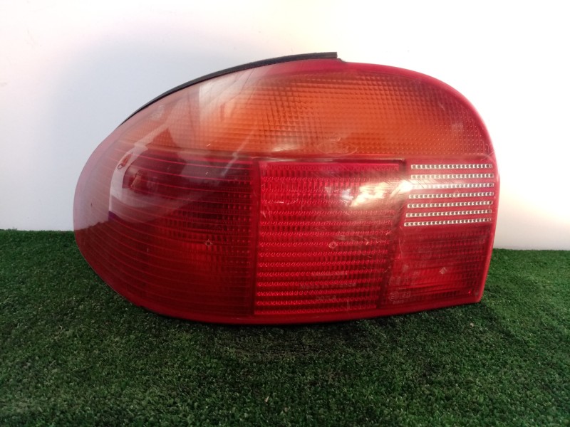 Recambio de piloto trasero izquierdo para ford mondeo berlina/familiar (fd) referencia OEM IAM  5.PUERTAS 