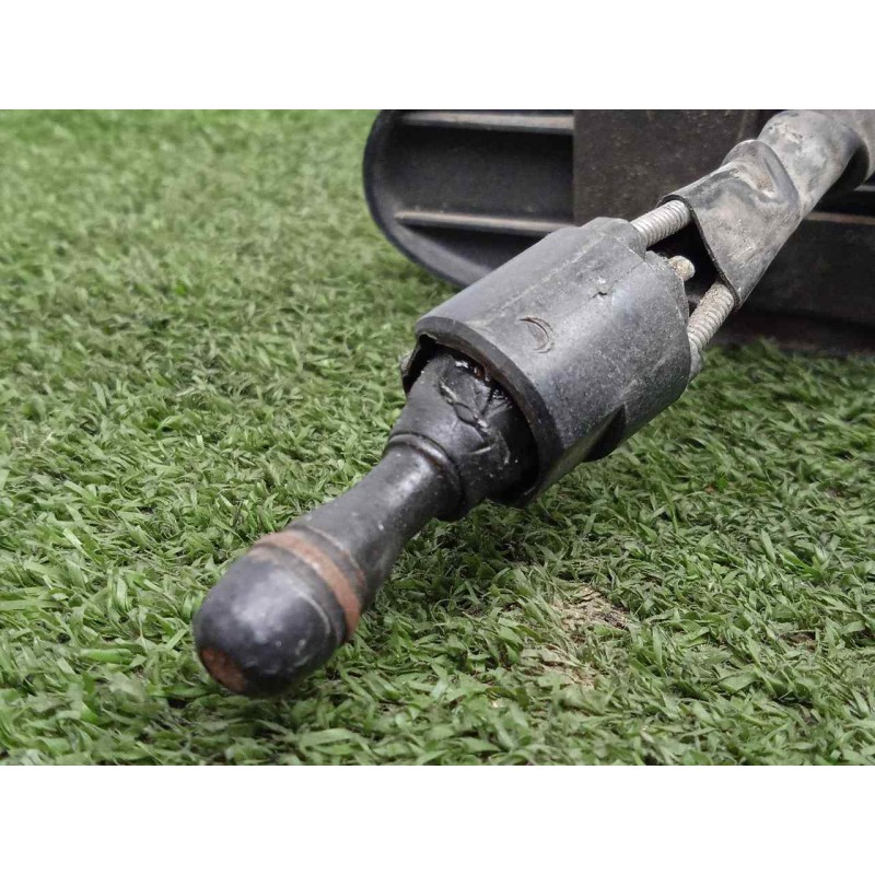 Recambio de retrovisor derecho para peugeot 309 referencia OEM IAM  MANUAL NEGRO.PLASTICO