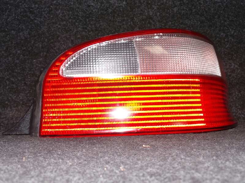 Recambio de piloto trasero derecho para citroën saxo 1.5 diesel referencia OEM IAM   