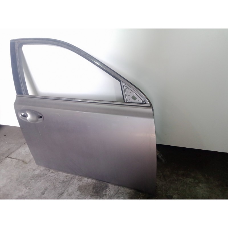 Recambio de puerta delantera derecha para subaru legacy kombi/outback b14 2.0 diesel cat referencia OEM IAM   