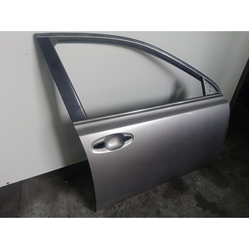 Recambio de puerta delantera derecha para subaru legacy kombi/outback b14 2.0 diesel cat referencia OEM IAM   