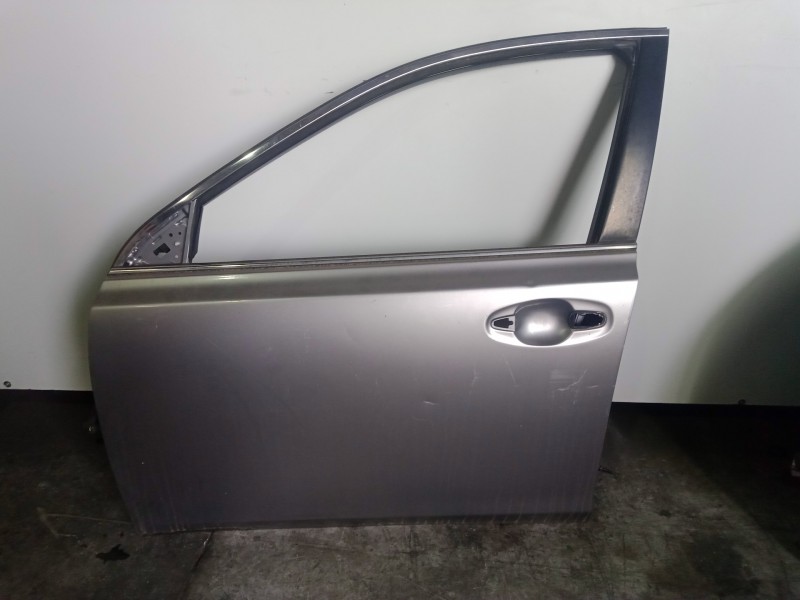 Recambio de puerta delantera izquierda para subaru legacy kombi/outback b14 2.0 diesel cat referencia OEM IAM   