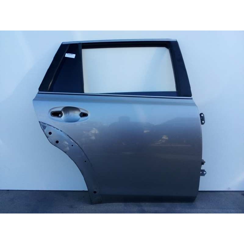 Recambio de puerta trasera derecha para subaru legacy kombi/outback b14 2.0 diesel cat referencia OEM IAM   