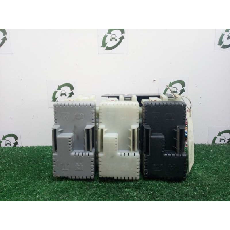 Recambio de caja reles / fusibles para ford mondeo ber. (ca2) 2.0 tdci cat referencia OEM IAM SINREFERENCIA  