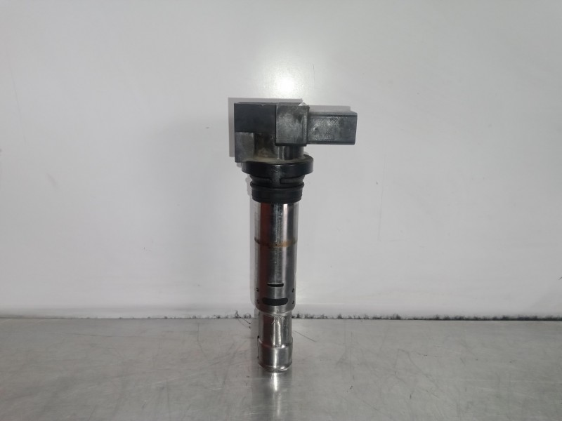 Recambio de bobina encendido para volkswagen golf v berlina (1k1) 1.4 16v referencia OEM IAM R0401S00400  