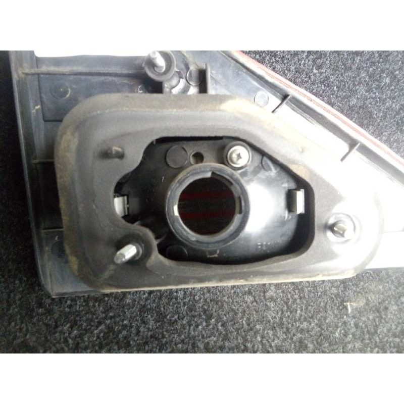 Recambio de piloto trasero derecho para ssangyong rodius 2.7 turbodiesel cat referencia OEM IAM  INTERIOR BLANCO