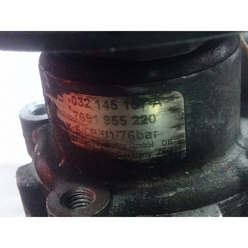 Recambio de bomba direccion para volkswagen polo berlina (6n2) 1.4 referencia OEM IAM 032145157A-030145269A  