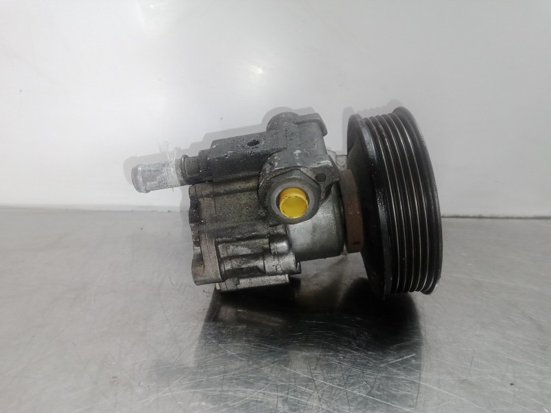 Recambio de bomba direccion para volkswagen polo berlina (6n2) 1.4 referencia OEM IAM 032145157A-030145269A  