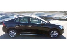 Recambio de puerta trasera derecha para volvo s60 lim. 2.0 diesel cat referencia OEM IAM   